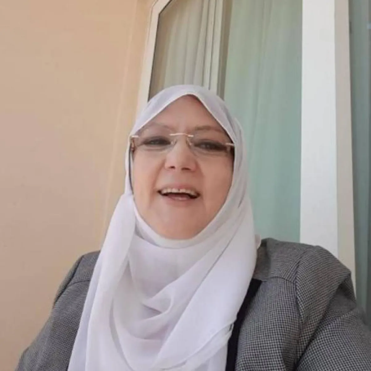 شمس البارودي - الصورة من حسابها على الفيس بوك
