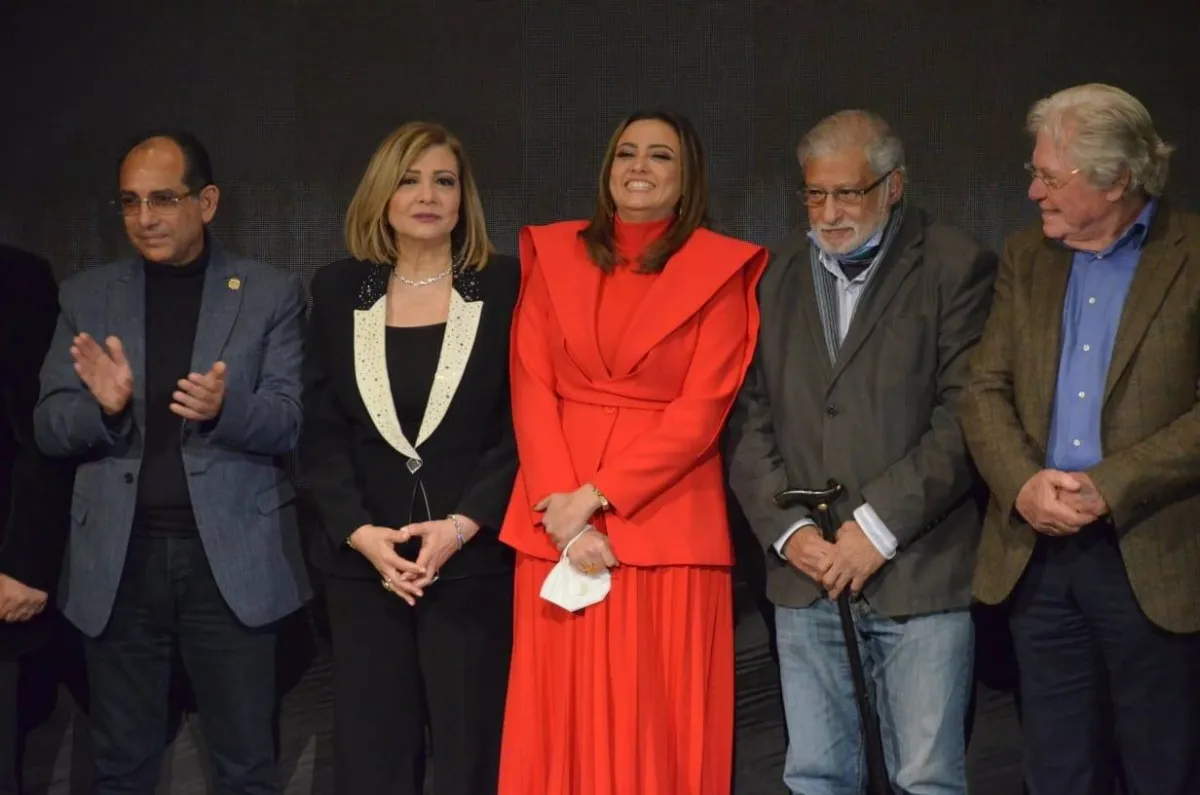 أعضاء لجنة التحكيم في لقطة تذكارية - تصوير محمد عربي