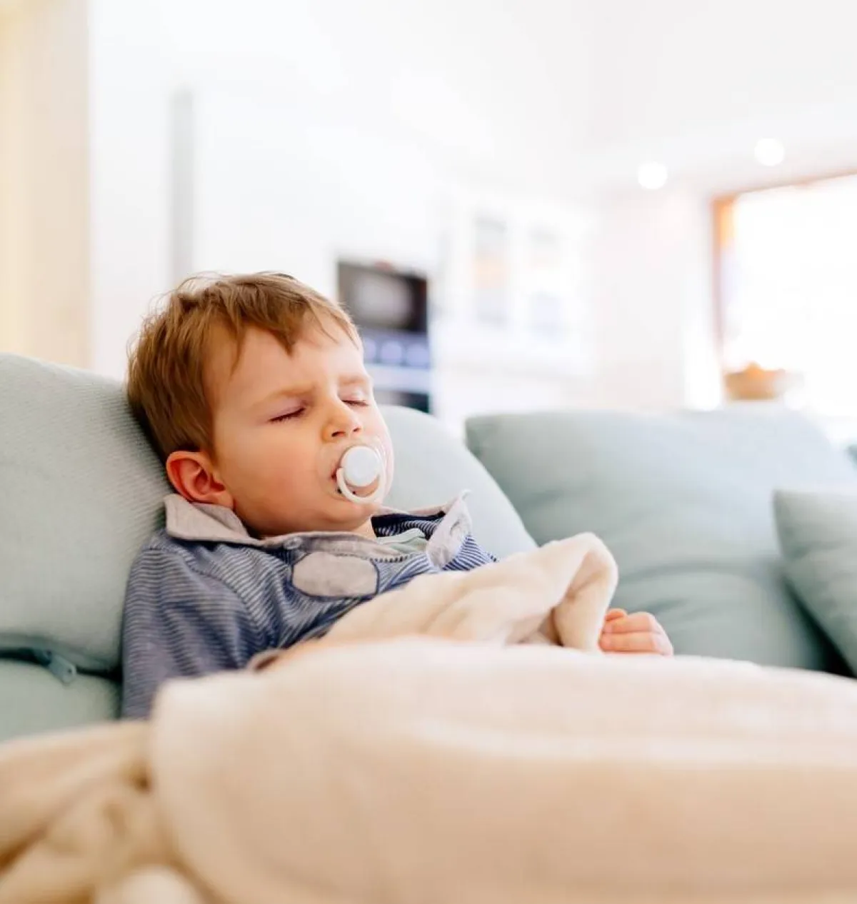 صورة طفل مصاب بالجفاف