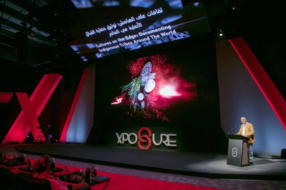 "جلسات تقييم السير الذاتية"  قدمها كبار المصورين الصورة من "وام"