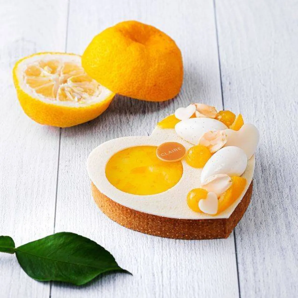 قطعة مرطّبات من ابتكار كلار هايتزلر خاصة بيوم الحب بباريس 