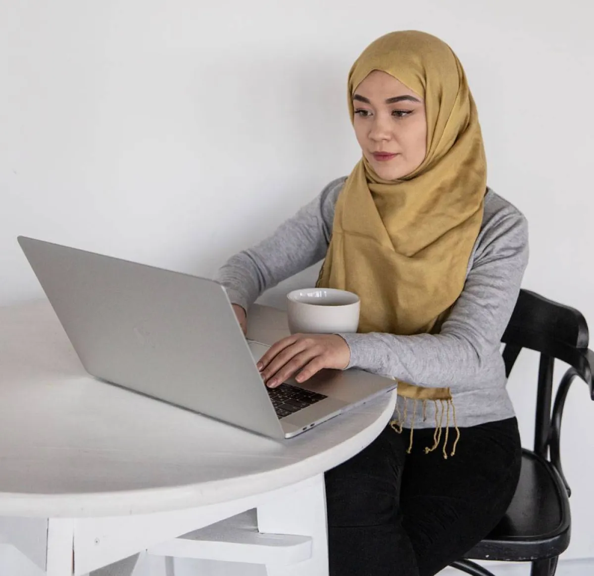 كيف يمكنك جعل وسائل التواصل الاجتماعي أكثر سلامًا