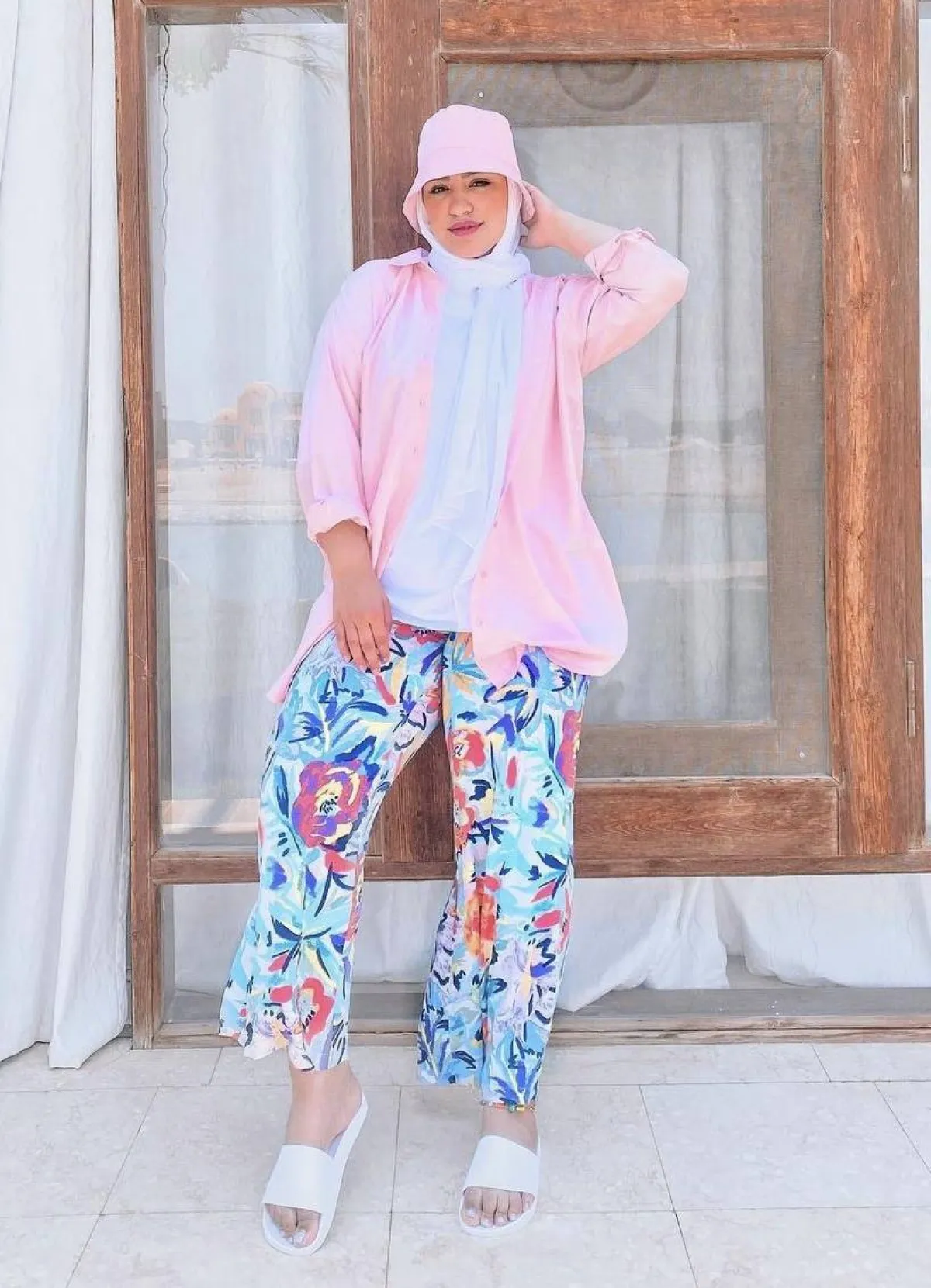 تنسيق ربيعي للون الزهري والابيض