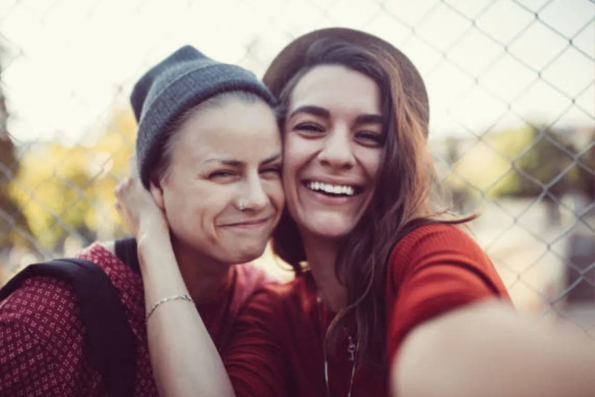 الوقت مع الأصدقاء