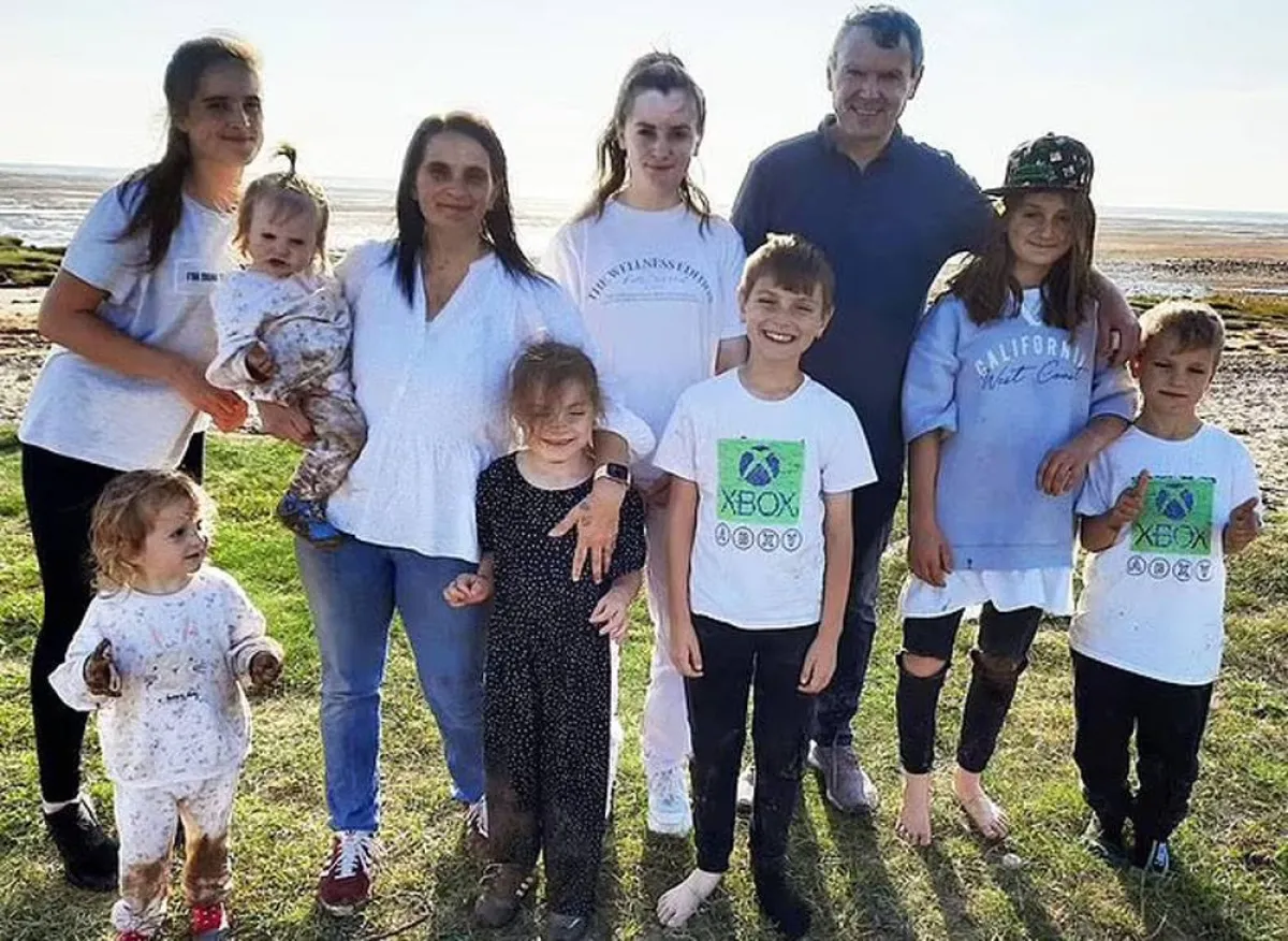 أسرة بريطانية تكسر الاعتقاد الشهير بعدد أولادها