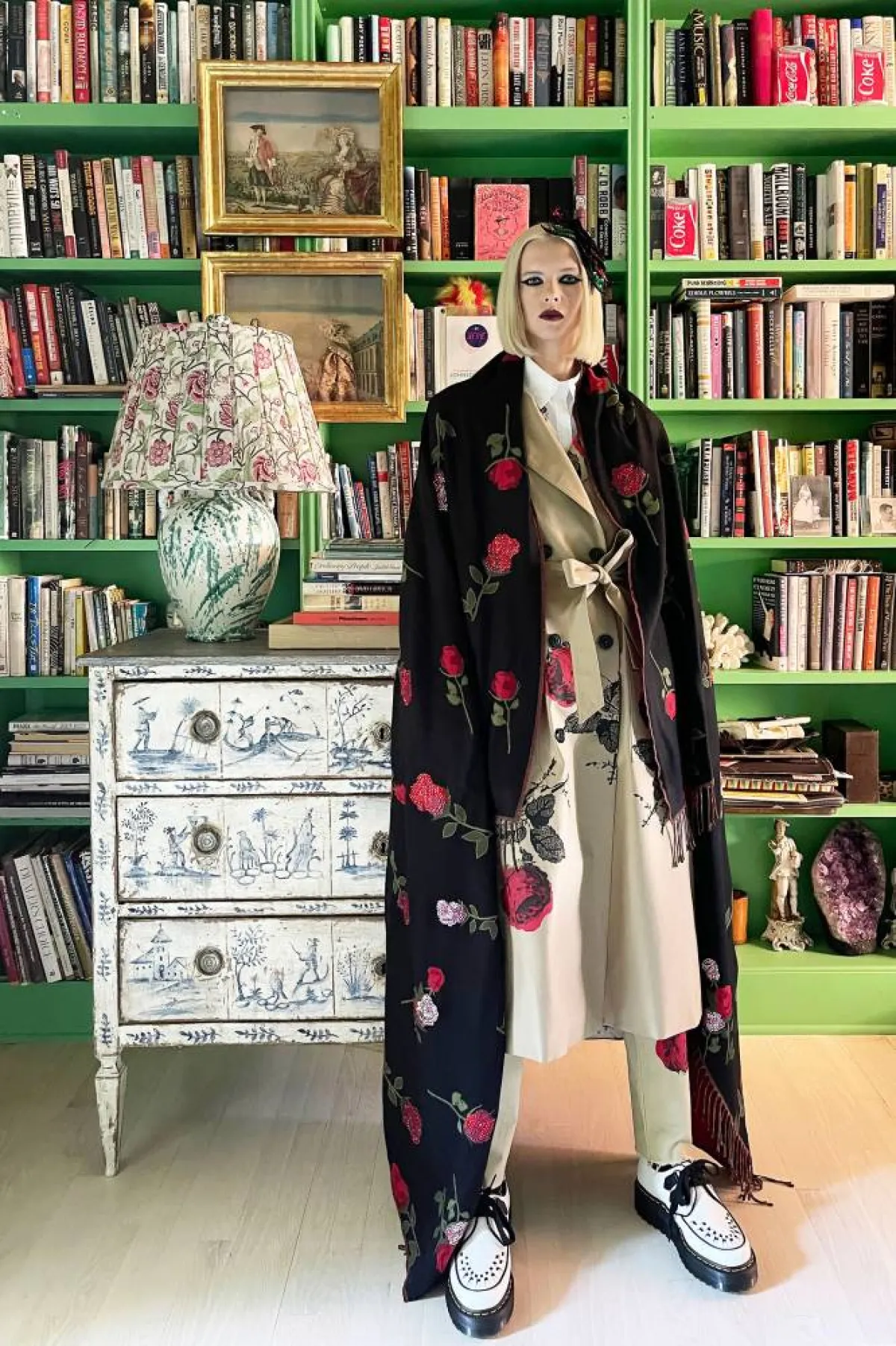 معطف مطبع بالورود من ليبرتين