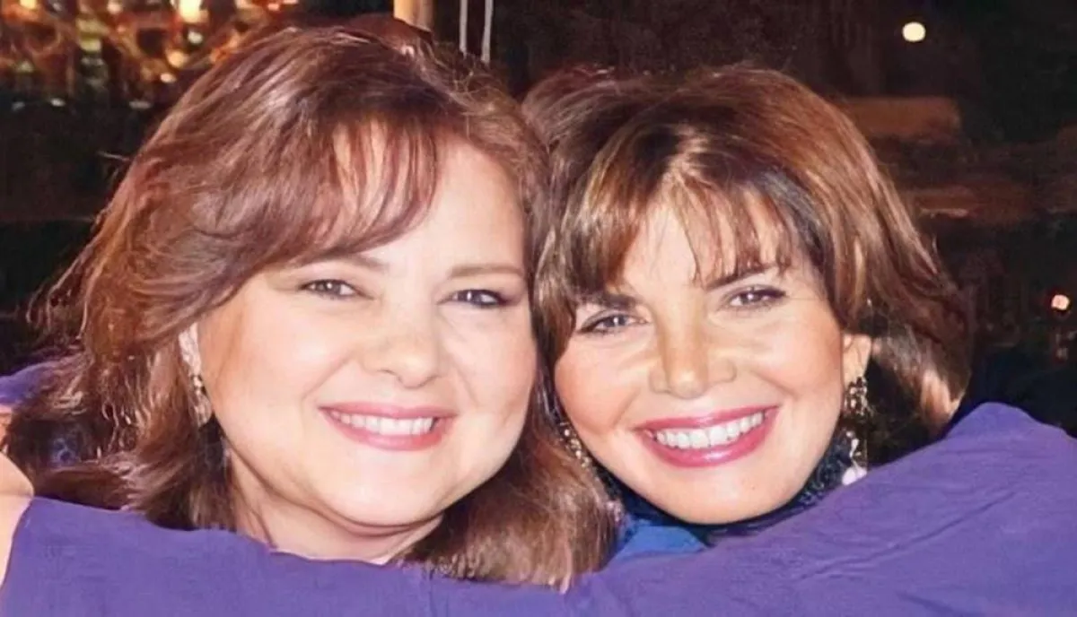 ميرفت أمين ودلال عبد العزيز - الصورة من حساب منة حسين فهمي على انستغرام