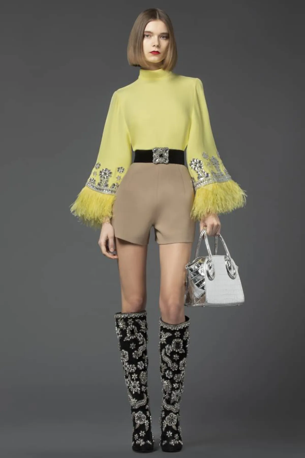 بلوزة باللون الأصفر الباستيل من أندروا جي Andrew GN 