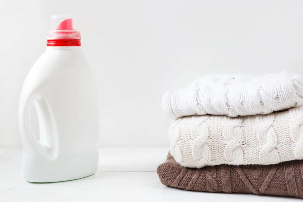 قد تحتاج الملابس إلى إزالة البقع عنها، بعد عمليّة غسلها