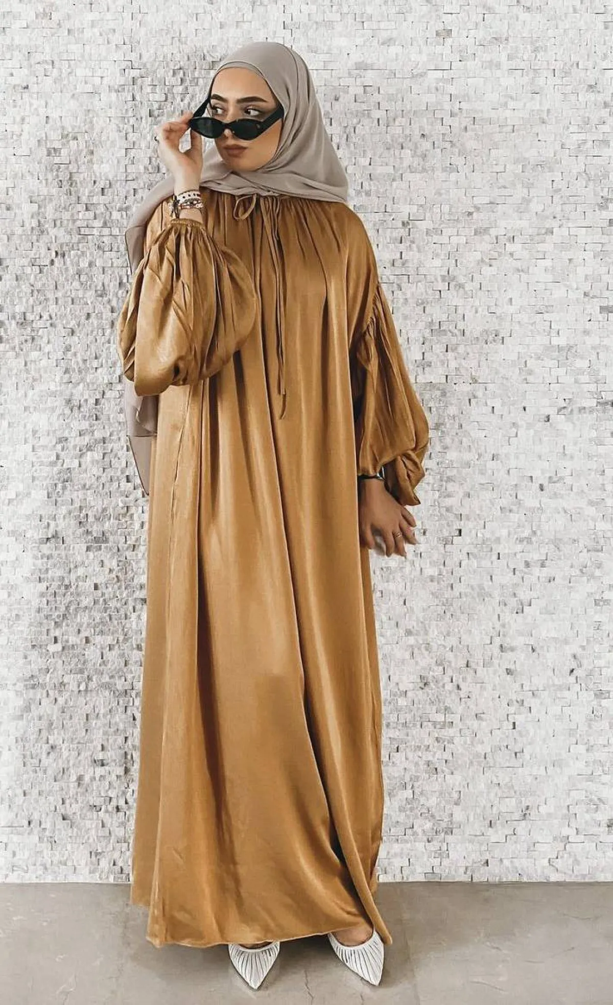 الفستان الفضفاض