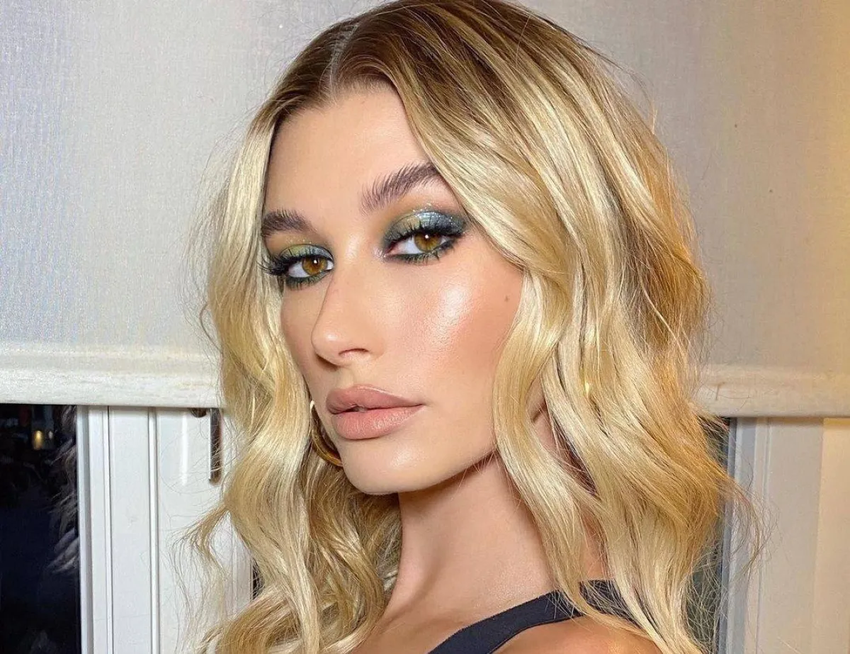 مكياج عيون عصري