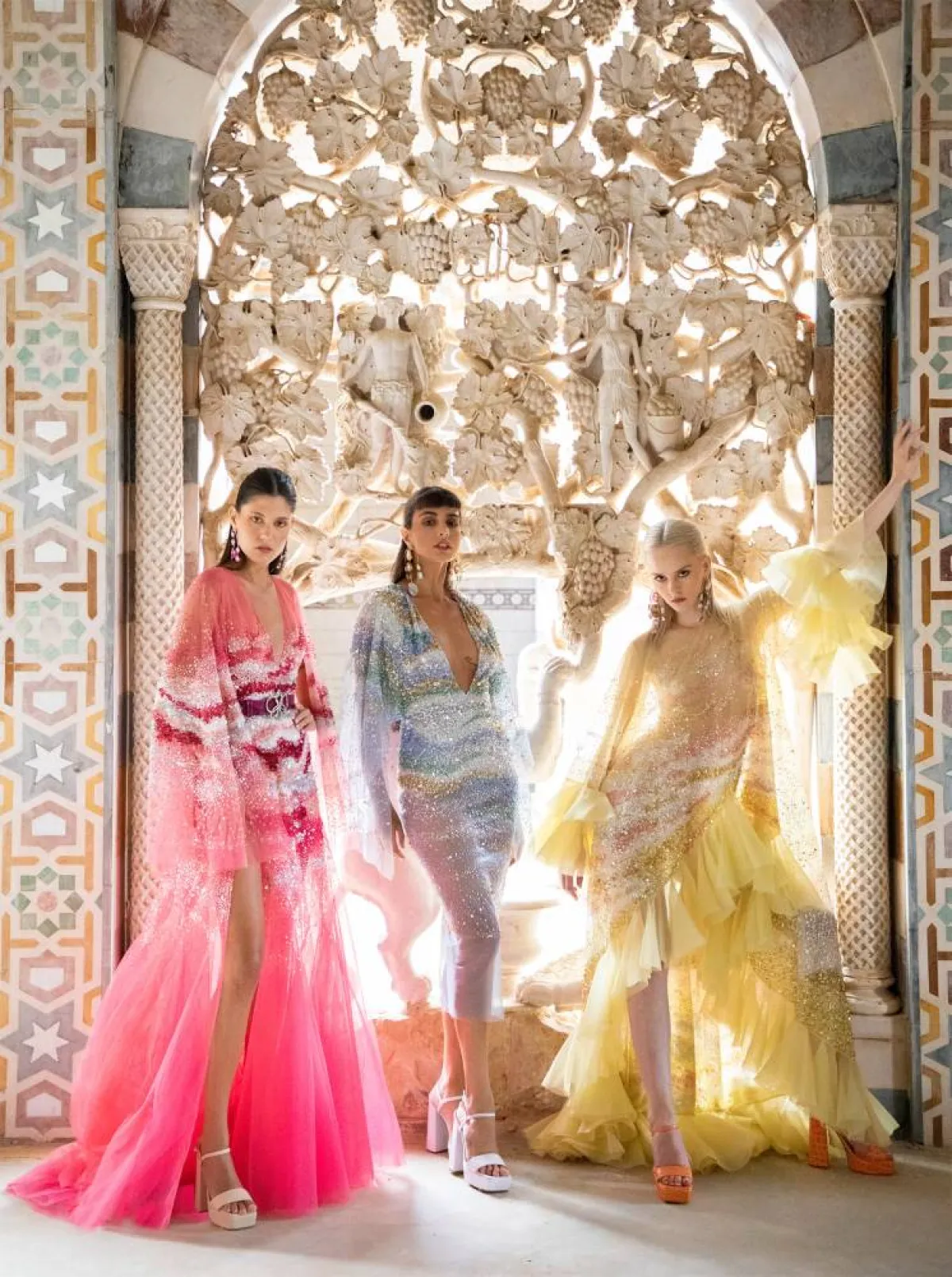 أزياء  موسم ربيع وصيف 2022