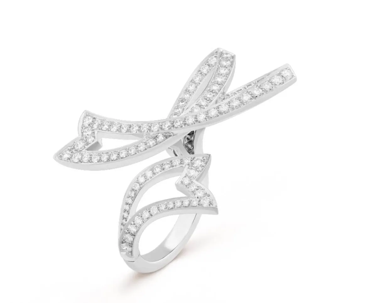 خاتم بفيونكة معقدة