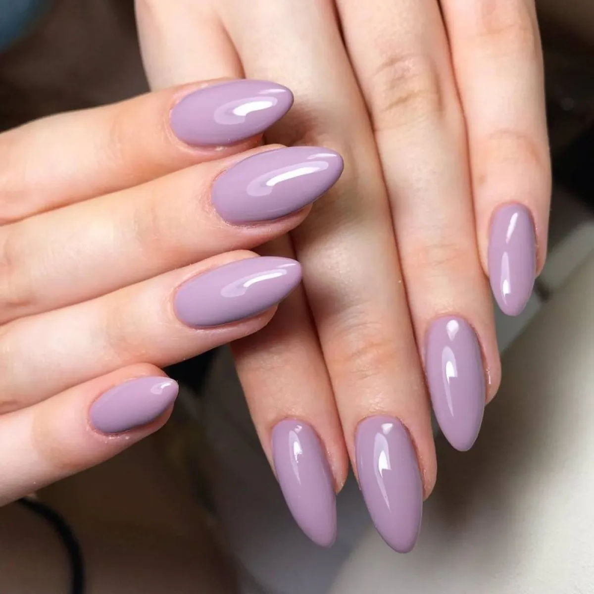 مناكير بنفسجي