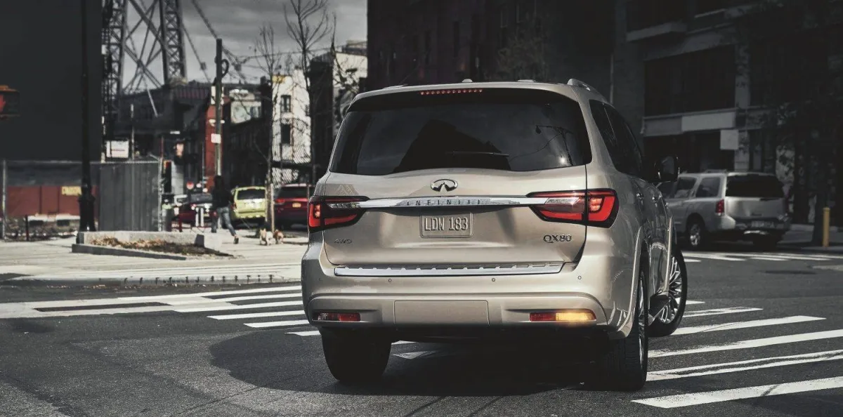 إنفينيتي QX80 بنسختها لعام 2022 