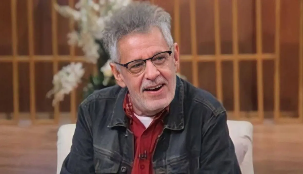 الفنان زكي فطين عبد الوهاب - الصورة من برنامج معكم منى الشاذلي على يويتوب البرنامج