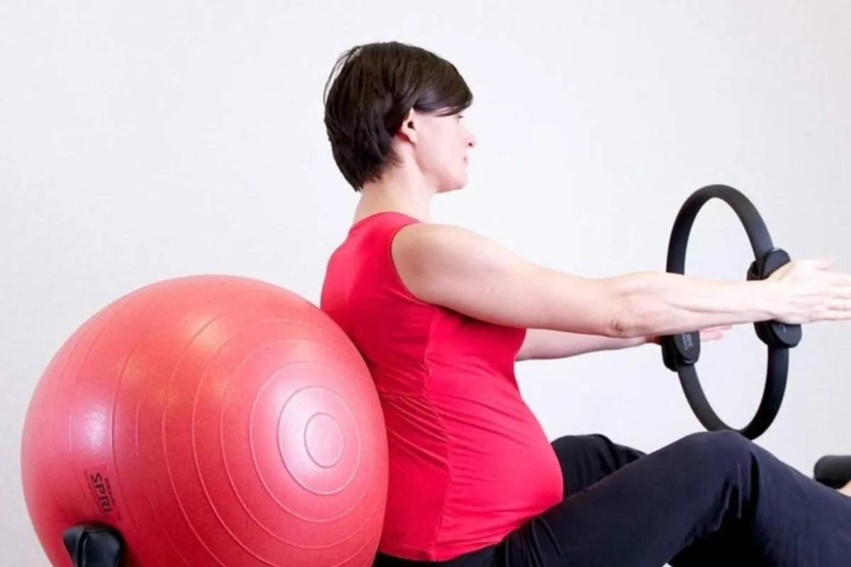 حامل تمارس الرياضة