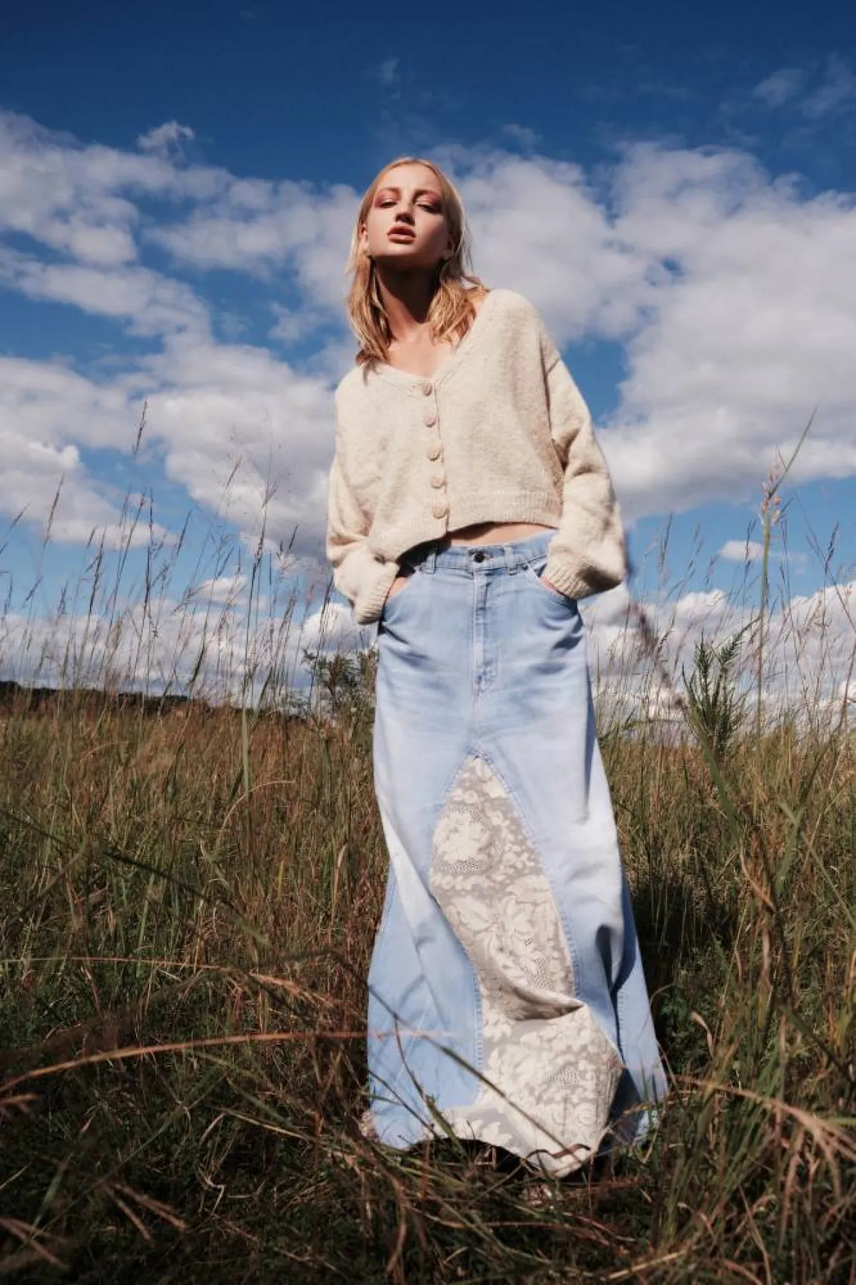 إطلالات من الدنيم