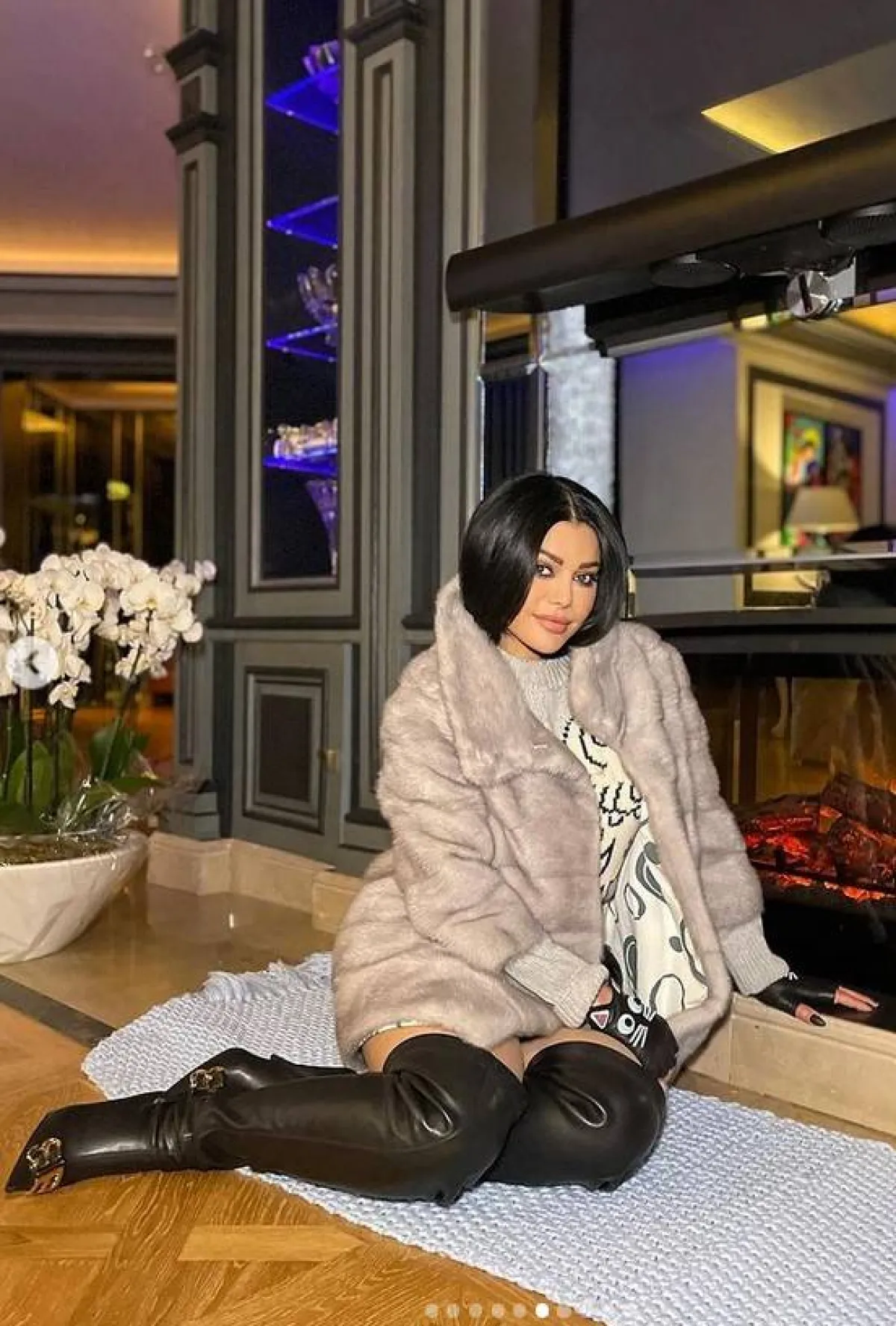  إطلالة هيفاء وهبي الجديدة - الصورة من على  حسابها الرسمي على " انستجرام " 