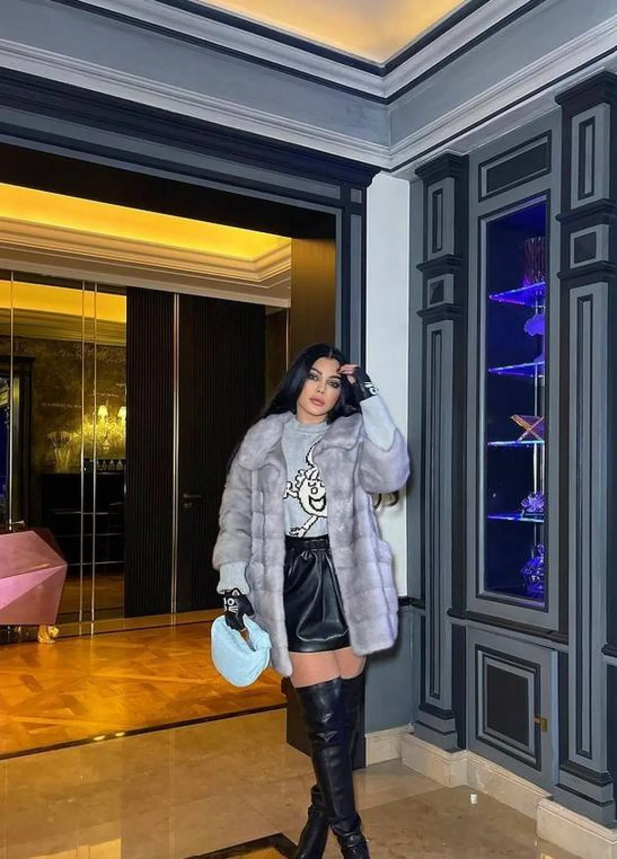  إطلالة هيفاء وهبي الجديدة - الصورة من على  حسابها الرسمي على " انستجرام " 