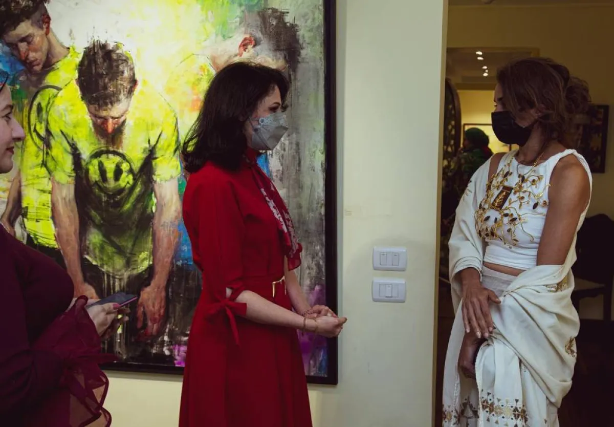 معرض السائرون نياماً