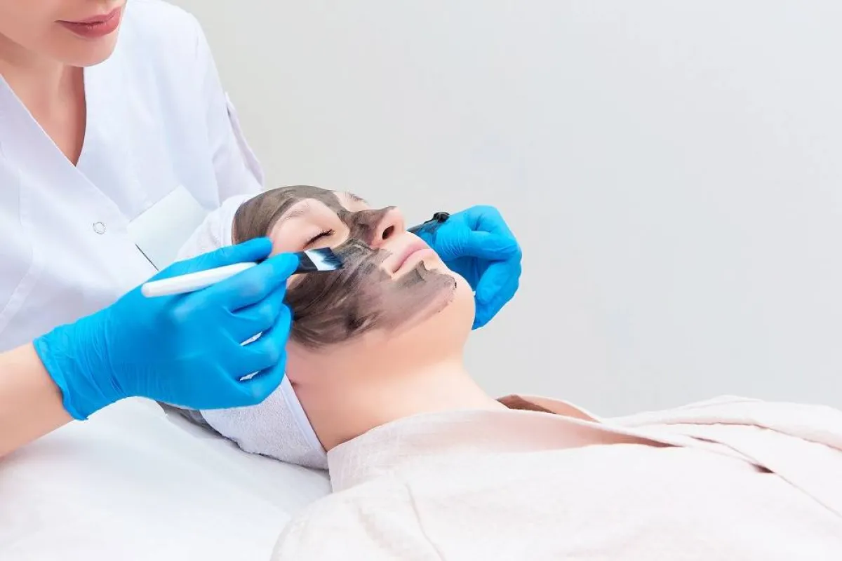 تقشير وعلاج مشاكل البشرة