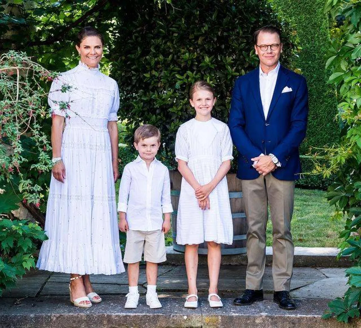 الأميرة فيكتوريا والأمير دانيال وأبنائهما- الصورة من حساب البيت الملكي السويدي على إنستغرام