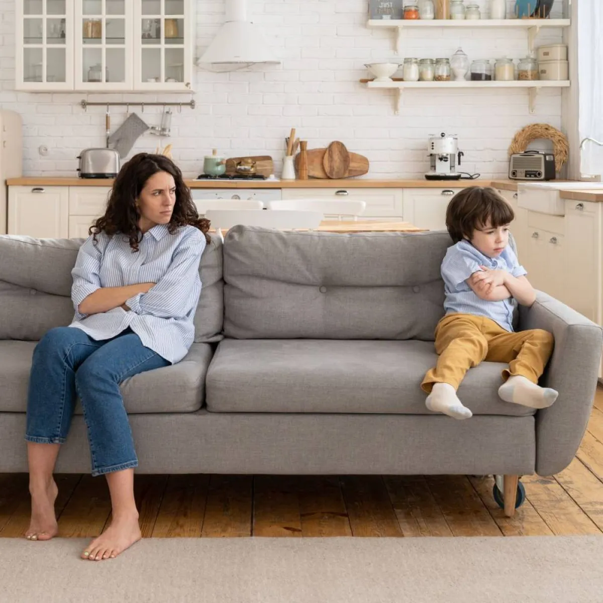 صورة تعبر عن عناد الطفل