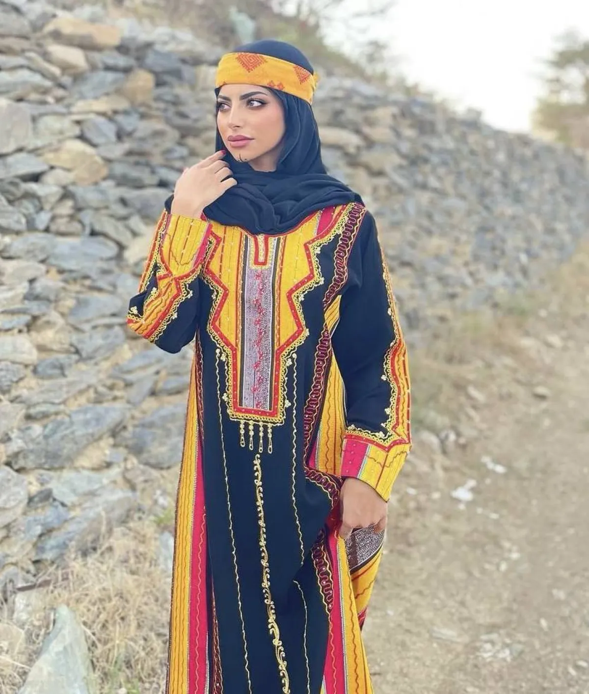 الزي الجنوبي من شهد الزهراني