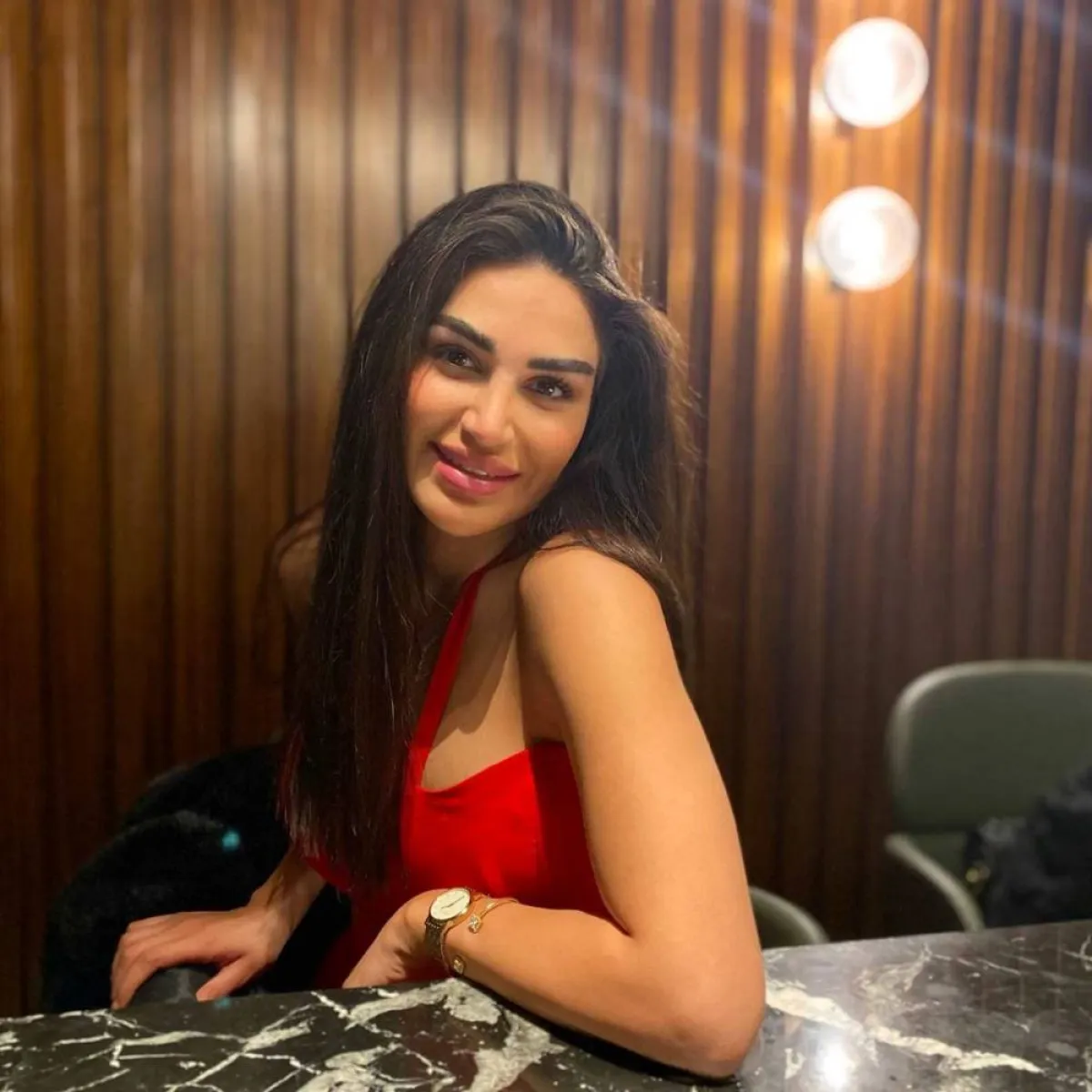 سارة نخلة - الصورة من حسابها على الفيس بوك