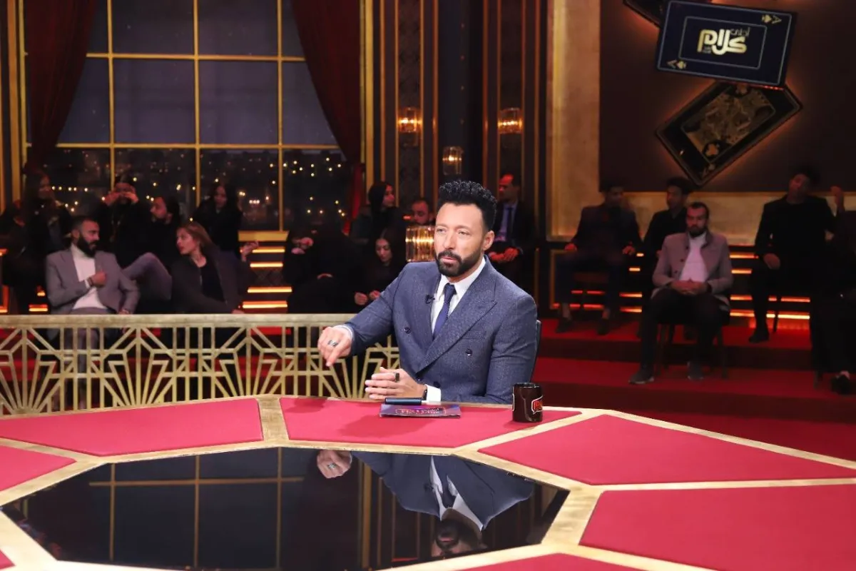 أحمد فهمي في برنامج " أحلى كلام "-الصورة من صفحة قناة الحياة الرسمية على الفيسبوك