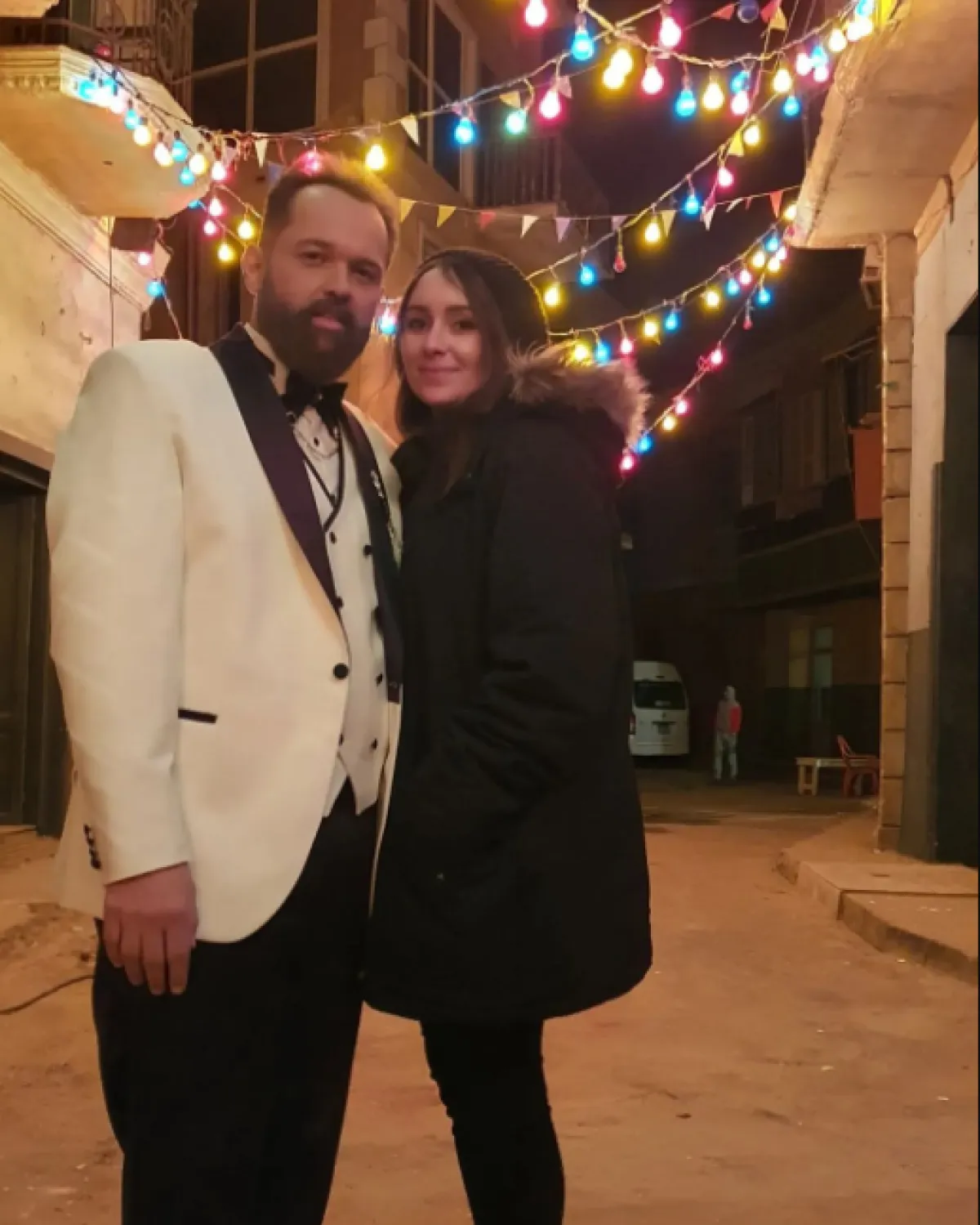 محمد محمود عبد العزيز  وزوجته - الصورة من حسابه على انستغرام