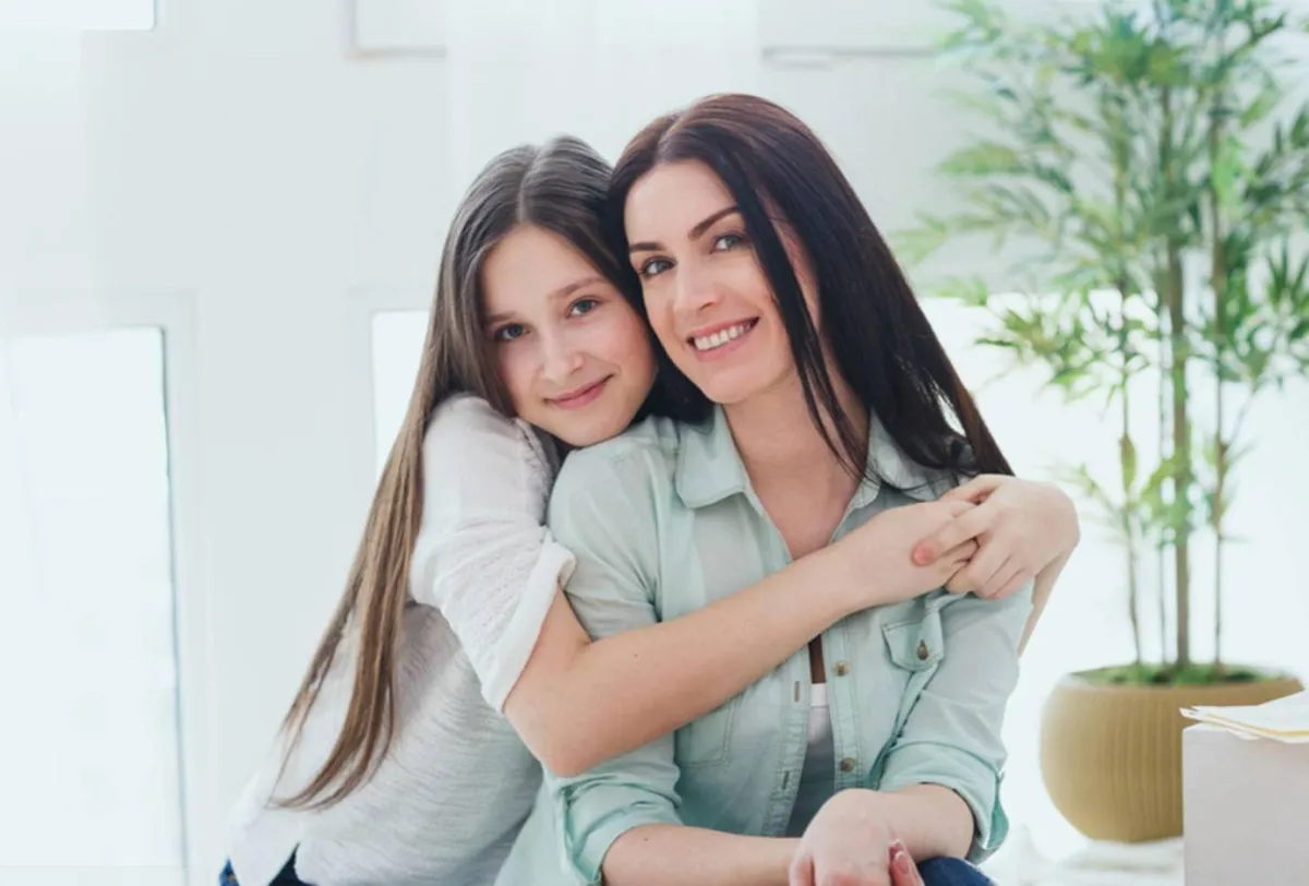 صورة لأم وطفلتها