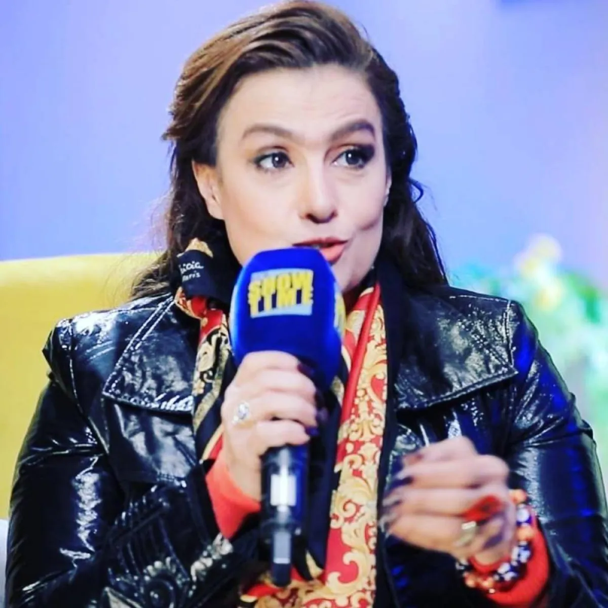 سيمون تكشف كواليس أول فيديو كليب في الوطن العربي