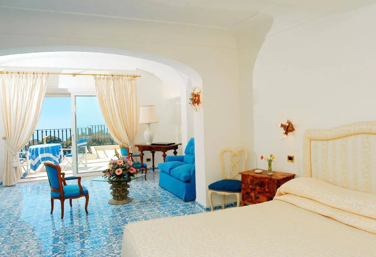 أفخم الفنادق في جزيرة كابري الايطالية