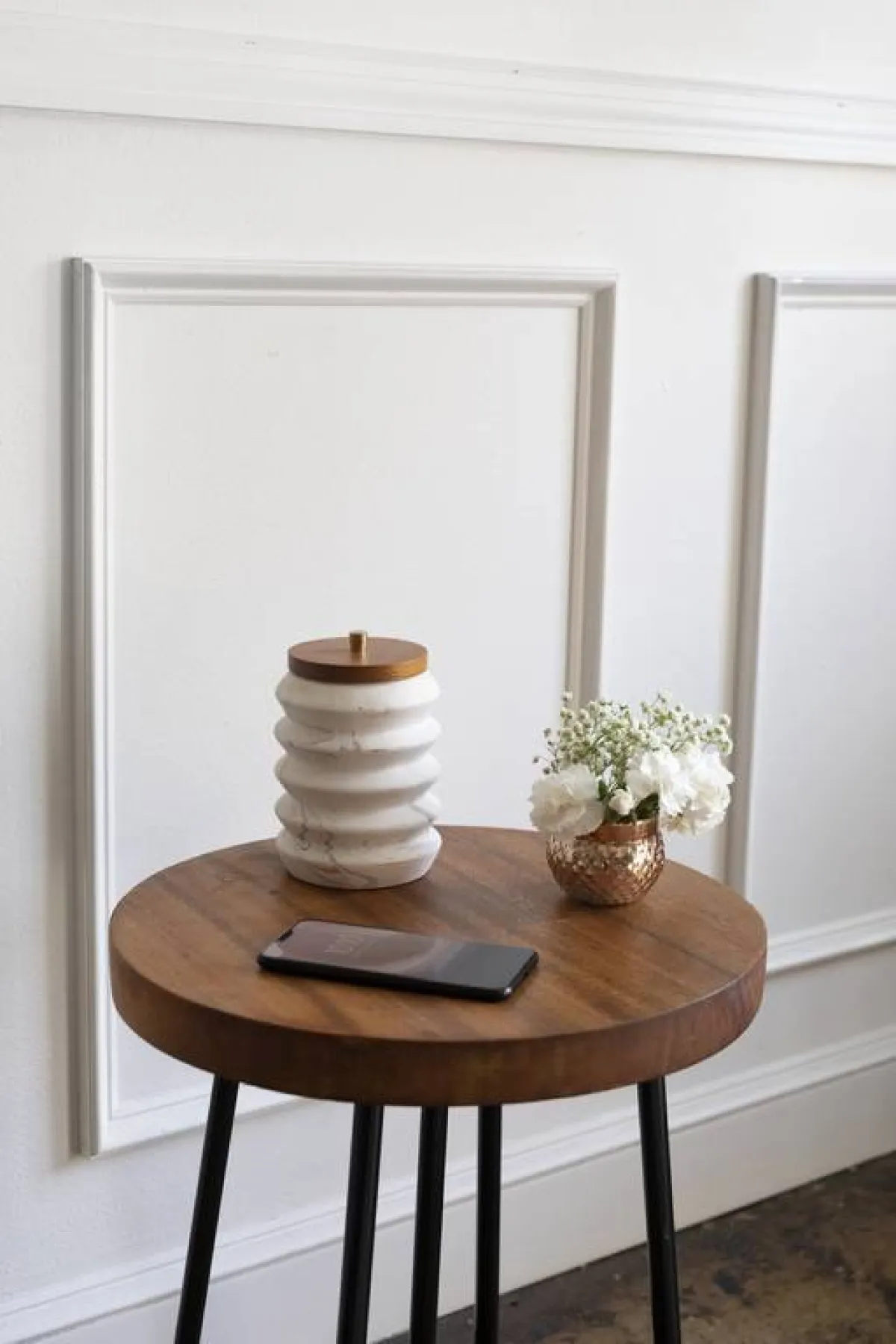 ارتفاع الطاولة الجانبيّة يبدأ من 40 سنتيمترًا