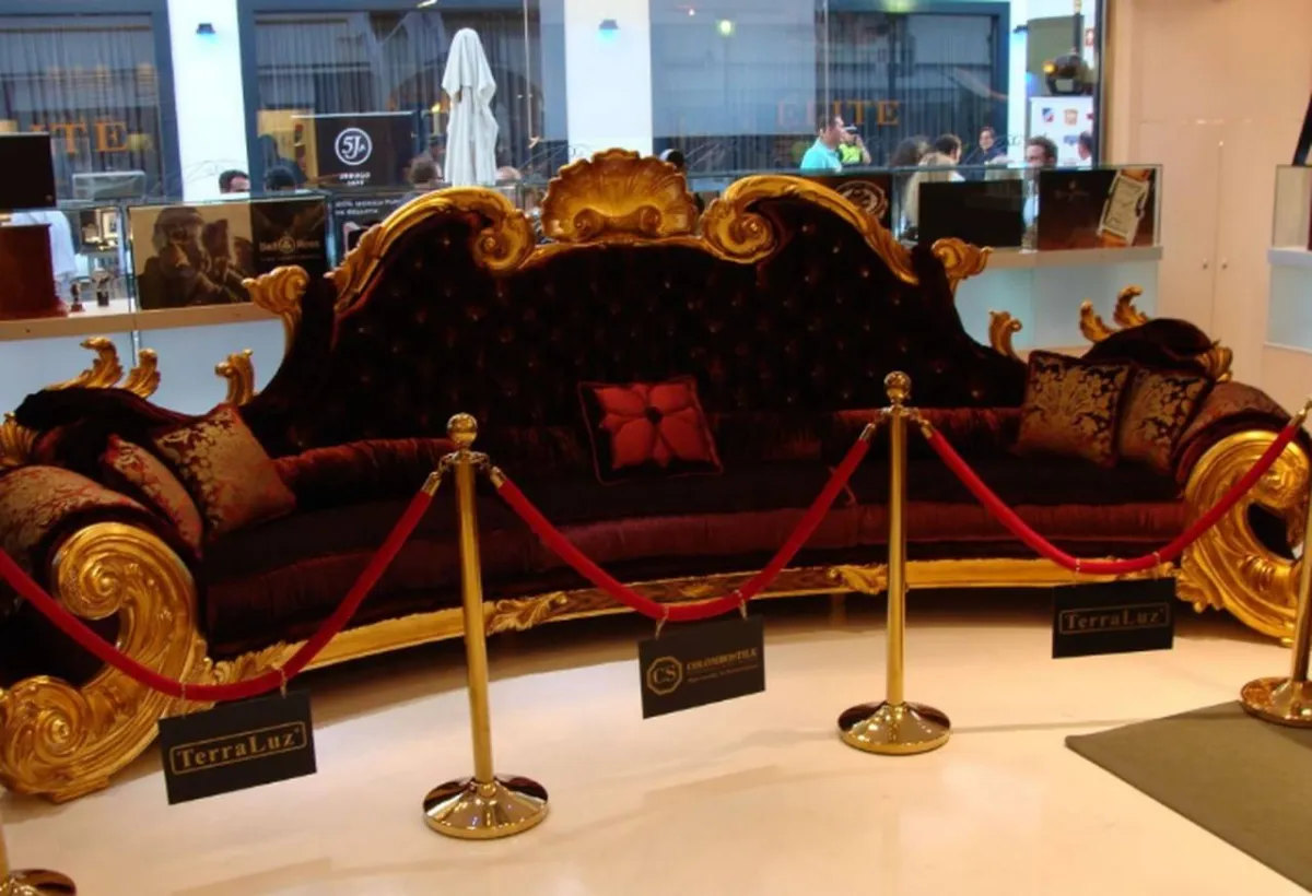 أشهرها كنبة مايكل جاكسون ما هى أغلي اركية فى العالم