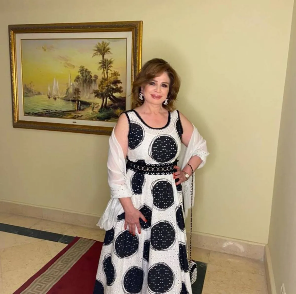 إلهام شاهين - الصورة من حسابها على انستغرام