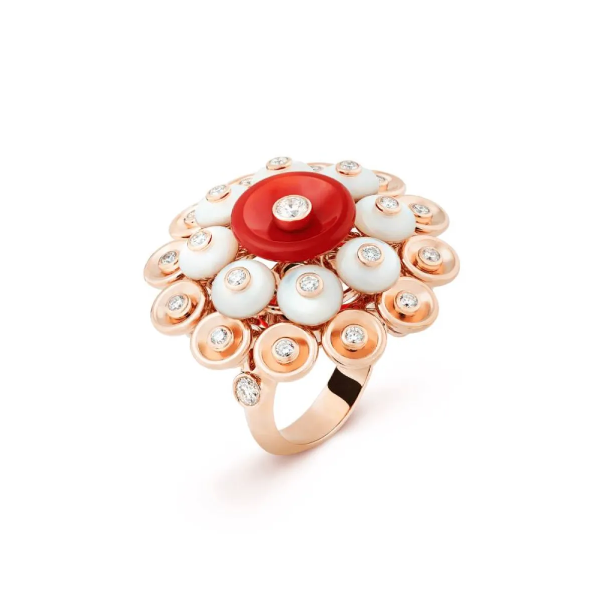 خاتم كوكتيل ملون من فان كليف أند آربلز Van Cleef & Arpels
