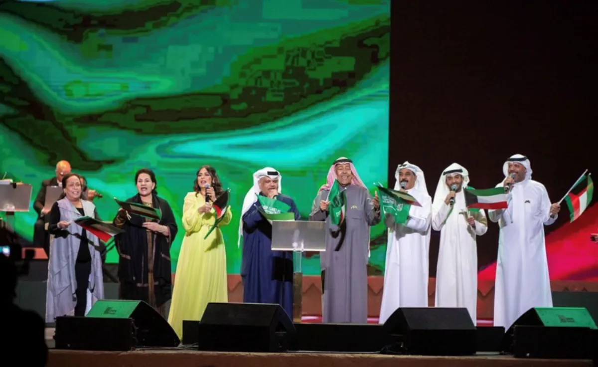 صورة جماعية لفنانين الكويت من حساب موسم الرياض على الانستغرام