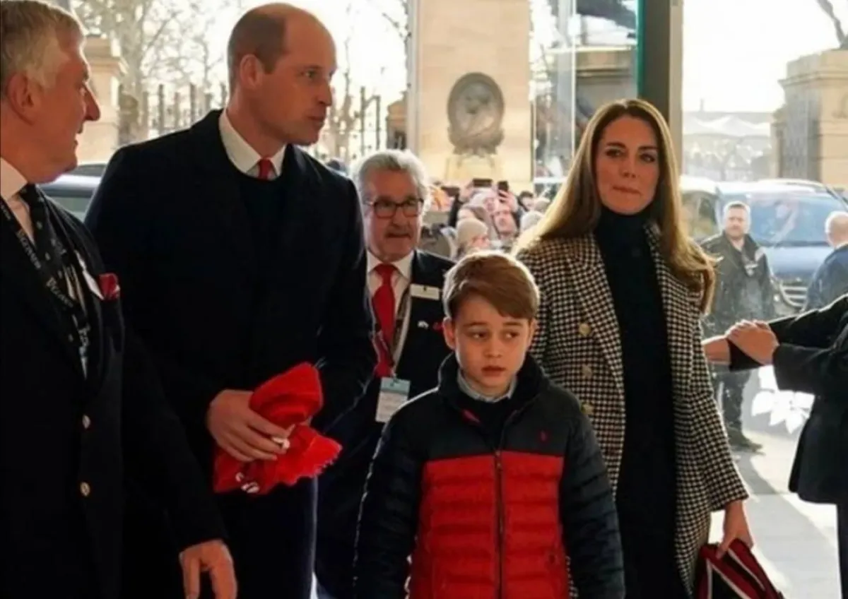 كيت ميدلتون والأمير ويليام مع ابنهما الأمير جورج في استاد تويكنهام- الصورة من حساب Europe Royals على إنستغرام