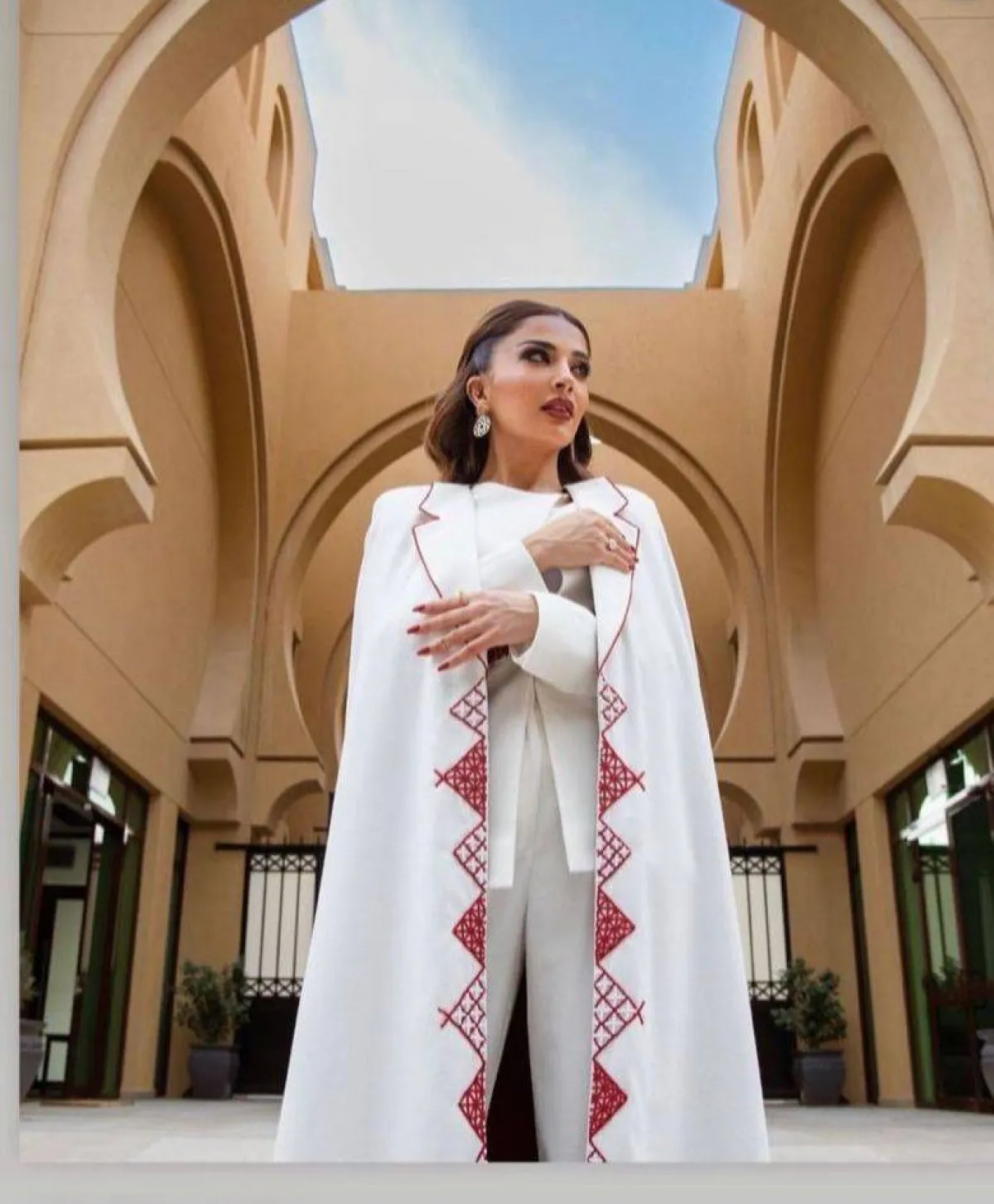 ازياء منى الشبل لكأس السعودية