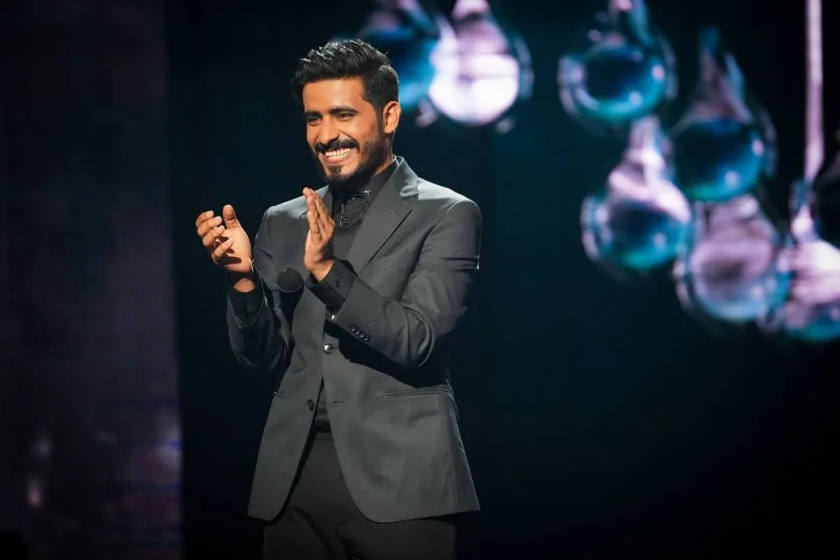 سالم الحمد في أجواء احتفالية من ليلة الختام - الصورة من المسؤول الإعلامي لمجموعة الـmbc