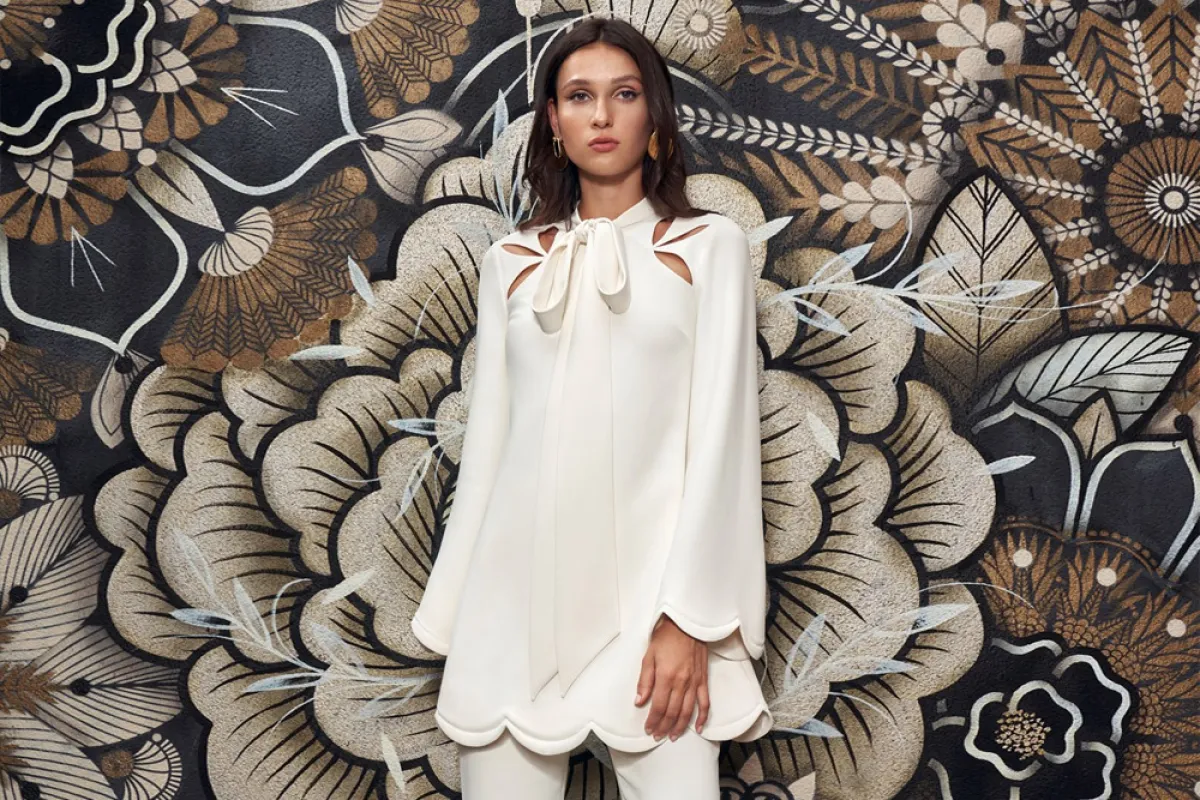 إطلالاتك في يوم الحب