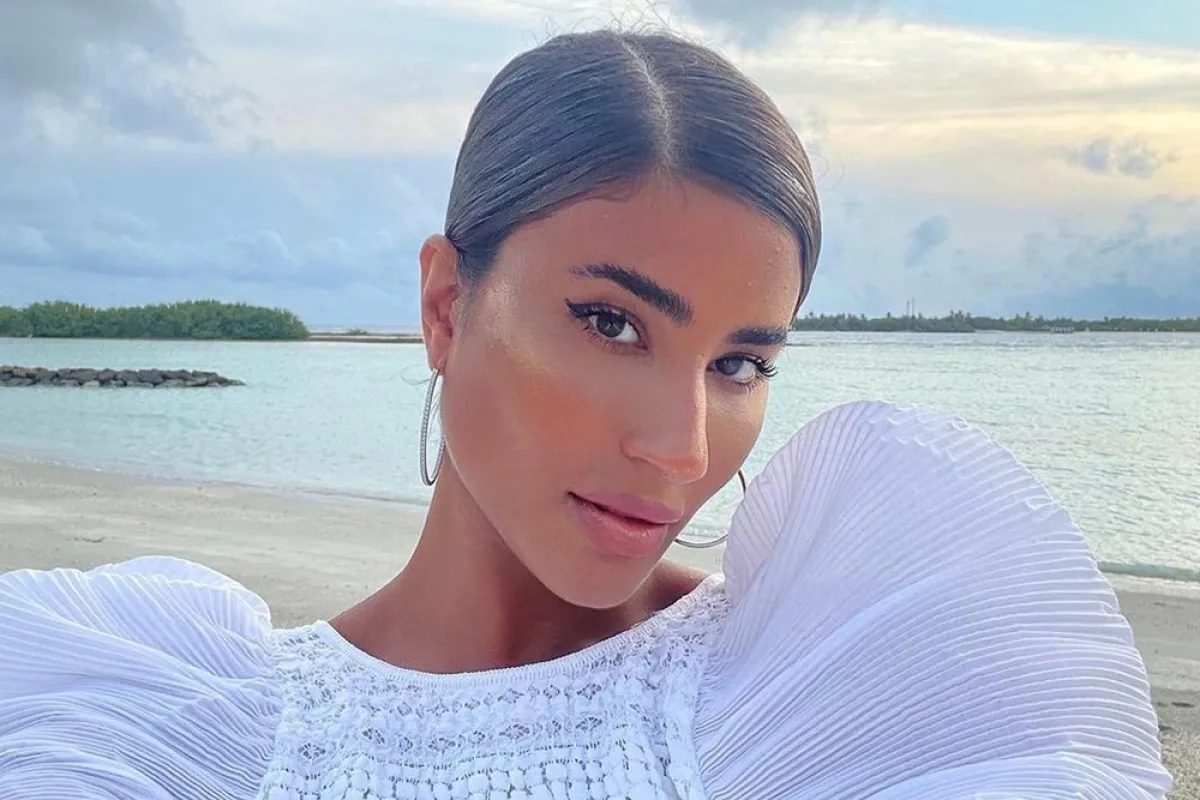 إحدى إطلالات ليلى عبدالله على إنستغرام