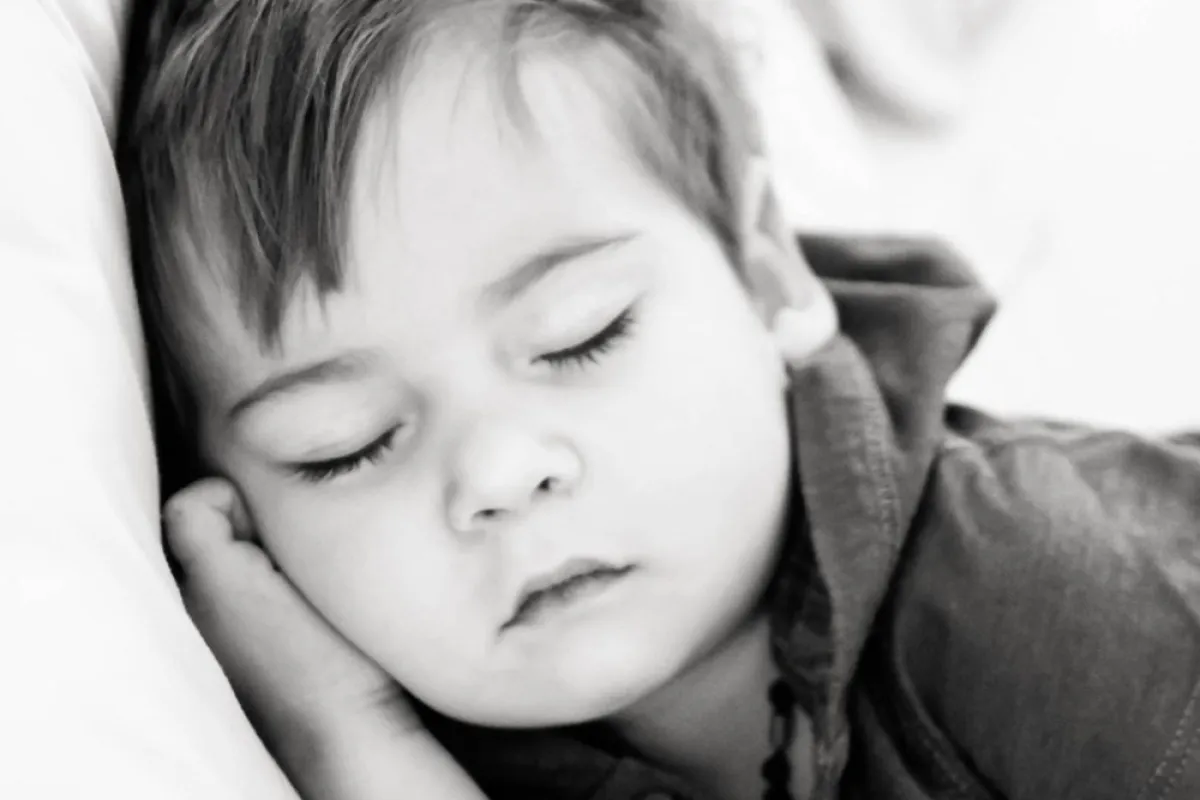 كيفية تنويم الطفل بعد الفطام