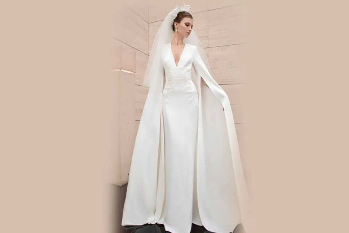 فساتين زفاف بدون تطريز 2022 من إيلي صعب Elie Saab