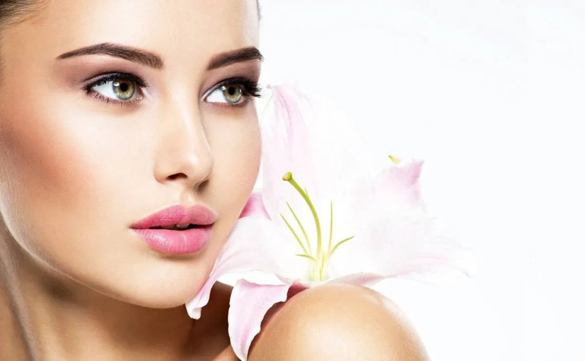 الفازلين للعناية بالبشرة