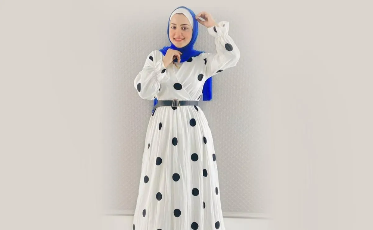 حنان محمد بفستان فضفاض