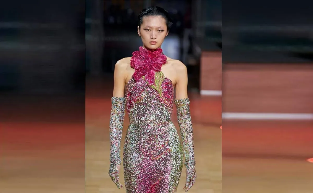 موديلات فساتين سهرة ترتر لربيع 2022 من إيلي صعب  Elie Saab